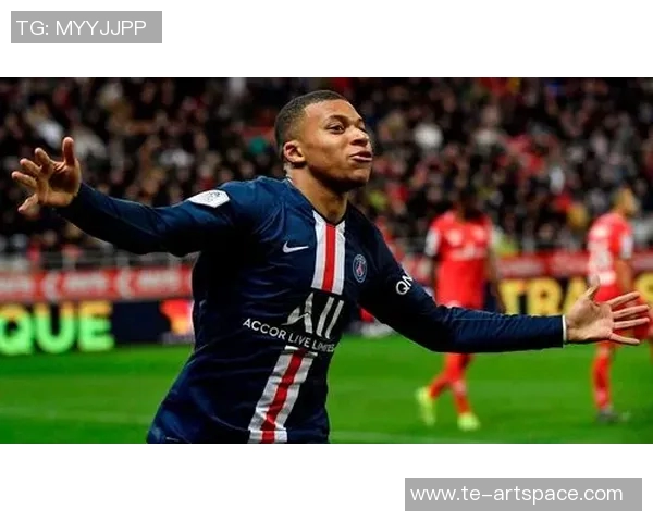 姆巴佩最崇拜的足球巨星是谁 揭示他心目中的偶像与榜样 姆巴佩最崇拜的足球巨星是谁 揭示他心目中的偶像与榜样