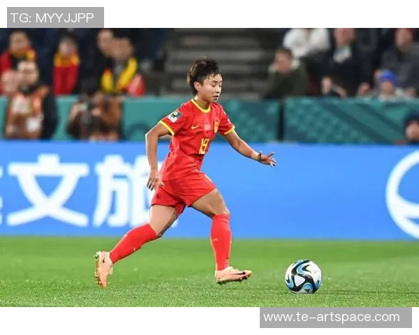 中国女足球星兼美女榜单解析展现体育与魅力的完美融合 中国女足球星兼美女榜单解析展现体育与魅力的完美融合